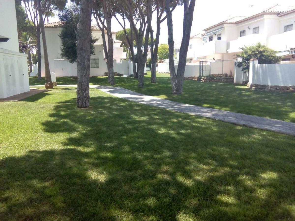 Апартаменти Playa De La Barrosa Чиклана-де-ла-Фронтера Екстер'єр фото