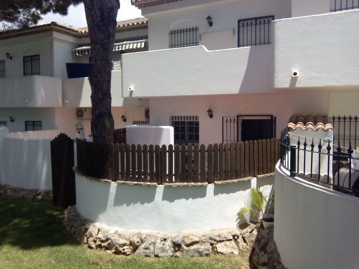 Апартаменти Playa De La Barrosa Чиклана-де-ла-Фронтера Екстер'єр фото